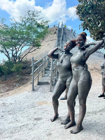 🌋Vive el Volcán del Totumo + Pasadía en Hotel🏨 ​